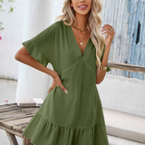 Vestidos mujer,  Vestidos elegantes,  Vestidos cortos,  Vestidos casuales,  vestidos,  Vestido corto,  Vestido,  Ropa de moda,  Outfit mujer,  Vestido Verde Oliva,